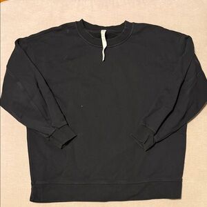 Lululemon black crewneck! (women’s)